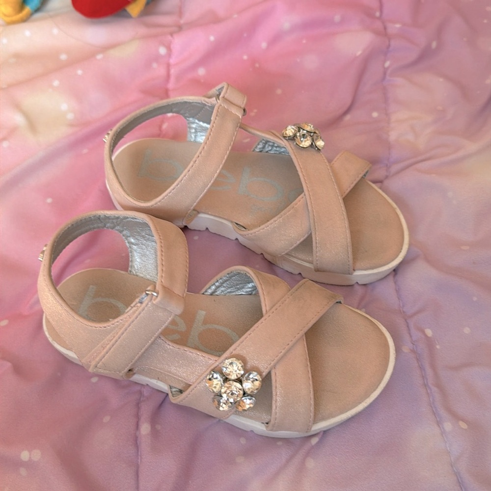 Kids sandals